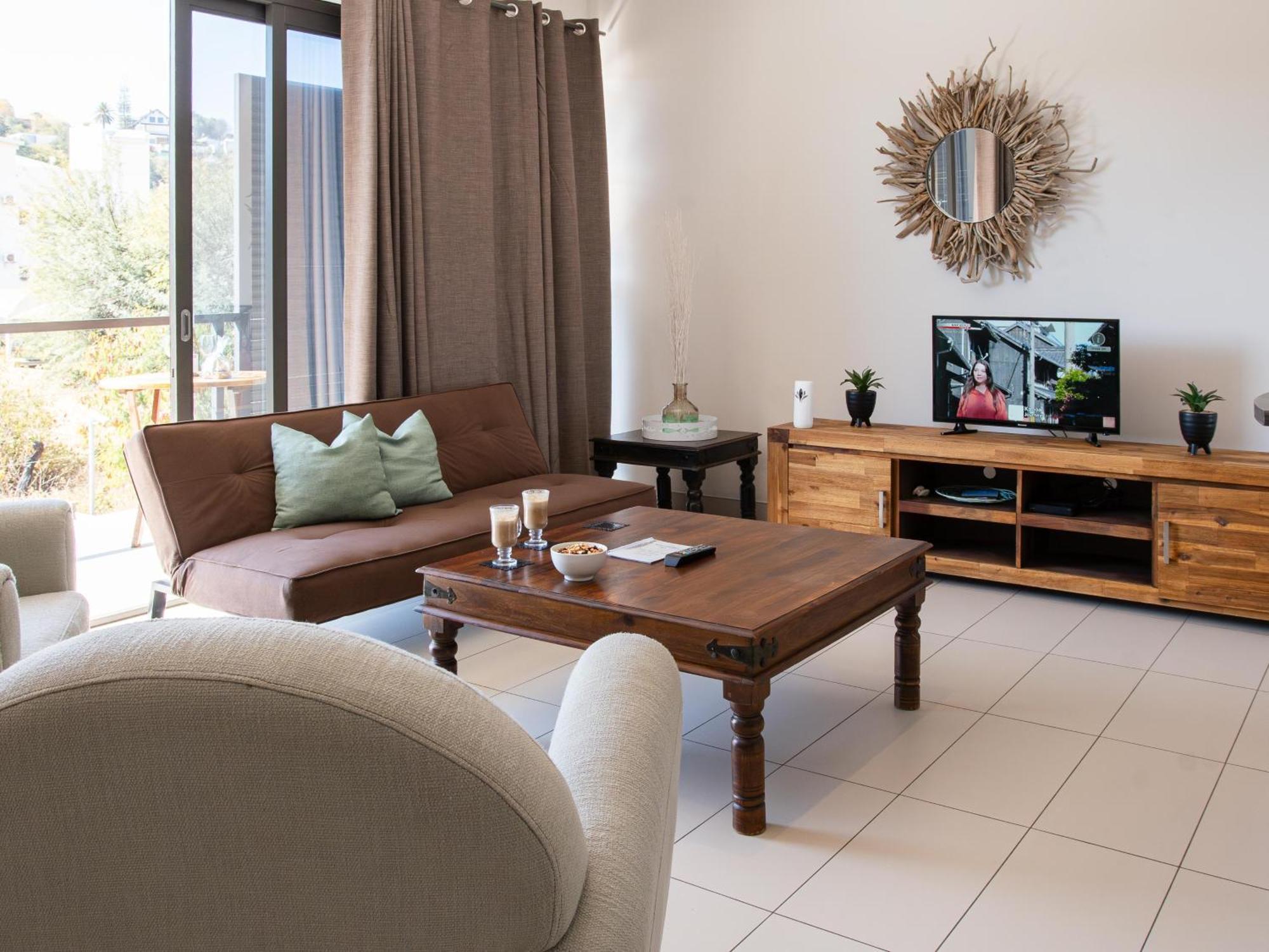Rieks Van Der Walt Self-Catering Apartment วินด์ฮุก ภายนอก รูปภาพ